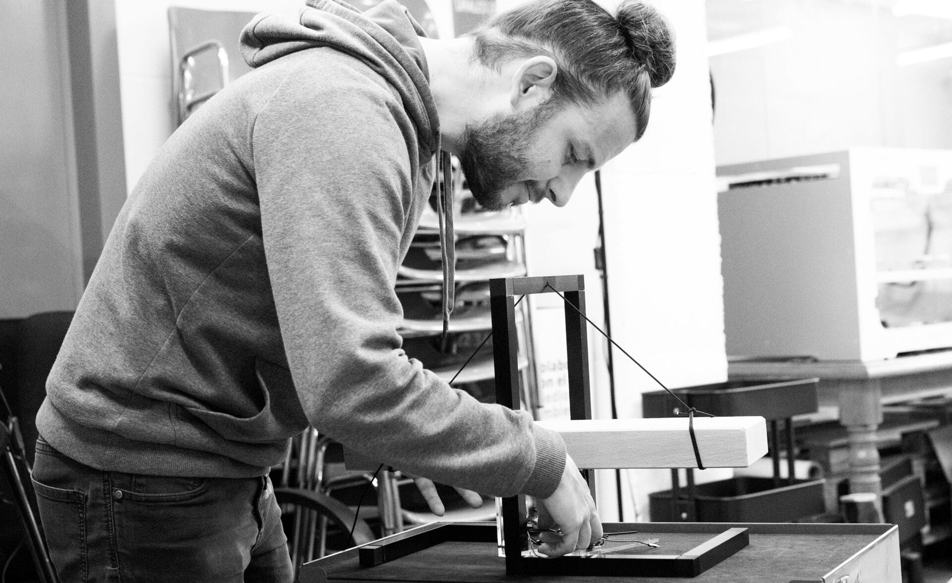 Noise Observer from close